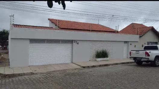 Casa com 3 Quartos à venda, 200m² no Serrotão, Campina Grande