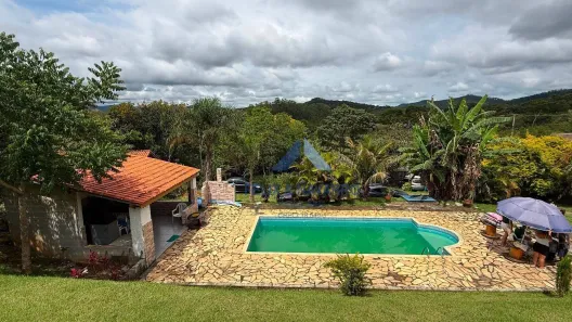 Fazenda/Sítio com 4 Quartos à venda, 150m² no Ponunduva, Cajamar