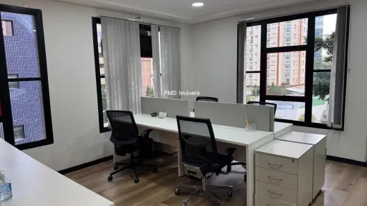 Sala Comercial à venda, 45m² no Vila Olímpia, São Paulo