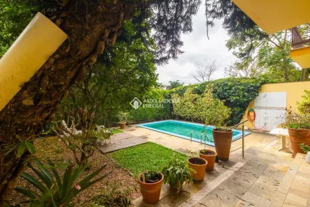 Casa com 3 Quartos à venda, 265m² no Boa Vista, Porto Alegre