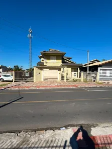 Casa com 3 Quartos à venda, 205m² no Michel, Criciúma