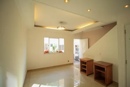 Casa de Condomínio com 3 Quartos à venda, 137m² no Vila Bertioga, São Paulo