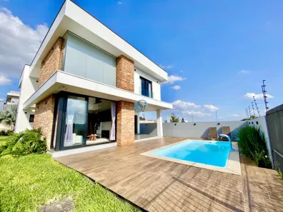 Casa com 4 Quartos para alugar, 235m² no Colina Deuner, Campo Bom