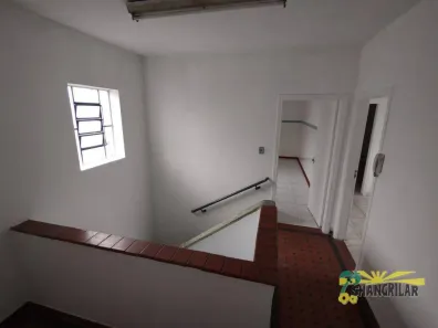 Casa com 2 Quartos para alugar, 65m² no Piraporinha, Diadema
