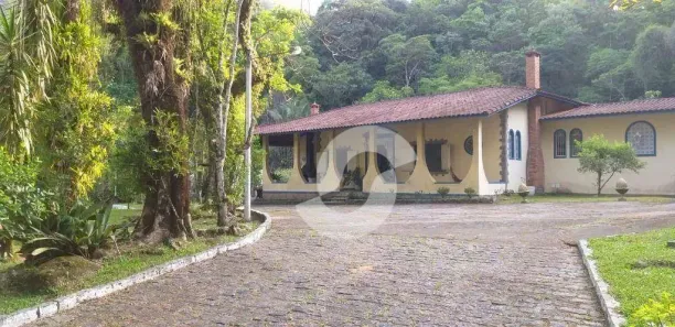 Fazenda/Sítio com 5 Quartos à venda, 120m² no Bairro Castália, Cachoeiras de Macacu