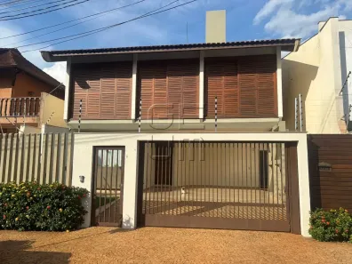 Casa com 3 Quartos à venda, 206m² no Lago Parque, Londrina