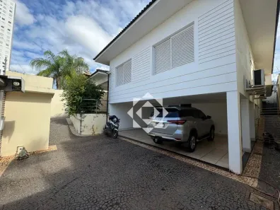 Casa com 3 Quartos à venda, 300m² no Plano Diretor Sul, Palmas