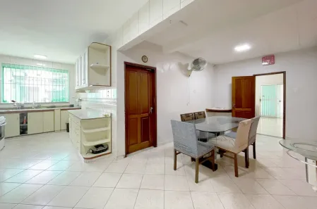 Casa com 5 Quartos à venda, 339m² no Dom Pedro I, Manaus