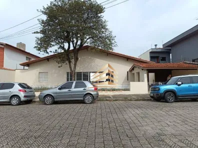 Casa com 4 Quartos para alugar, 280m² no Cidade Maia, Guarulhos