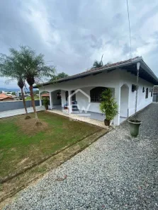 Casa com 3 Quartos à venda, 374m² no Centro, Massaranduba