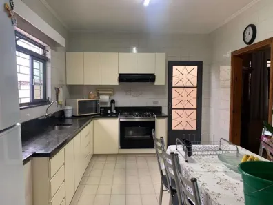 Casa com 2 Quartos à venda, 145m² no Jardim São Paulo, Americana
