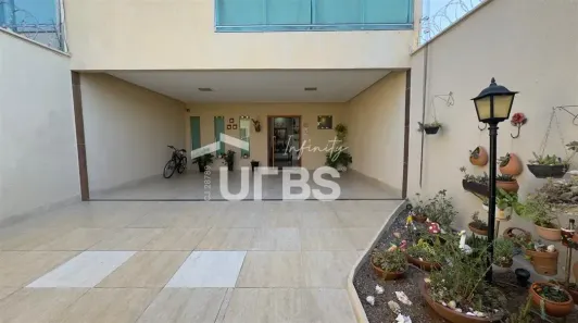 Sobrado com 3 Quartos à venda, 263m² no Parque Amazônia, Goiânia
