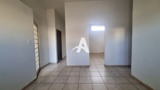 Casa com 3 Quartos para alugar, 70m² no Segismundo Pereira, Uberlândia