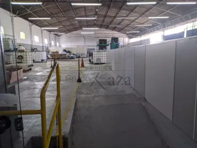 Galpão/Depósito/Armazém para alugar, 1060m² no Chácaras Reunidas, São José dos Campos
