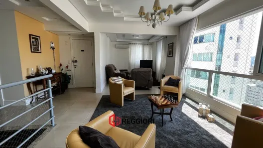 Apartamento com 5 Quartos para alugar, 350m² no Centro, Balneário Camboriú