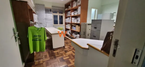Sala Comercial à venda, 18m² no Centro, Florianópolis