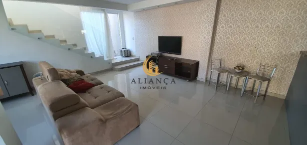 Casa com 3 Quartos à venda, 231m² no Serraria, São José