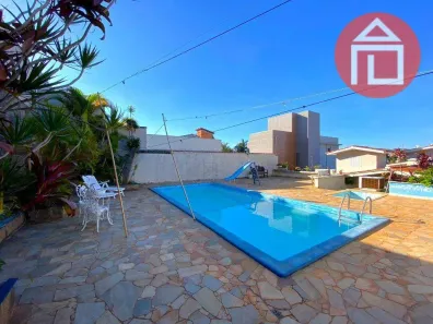 Casa com 4 Quartos à venda, 296m² no Jardim América, Bragança Paulista