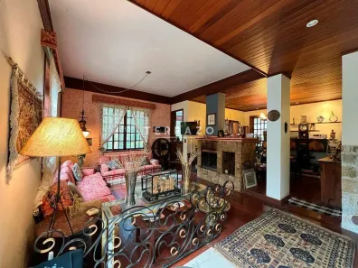 Fazenda/Sítio com 8 Quartos à venda, 850m² no Albuquerque, Teresópolis