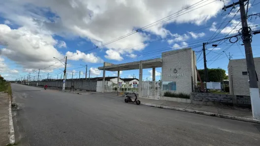 Casa com 2 Quartos à venda, 54m² no Cidade Universitária, Maceió