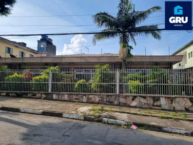 Casa com 3 Quartos à venda, 360m² no Jardim Monte Carmelo, Guarulhos