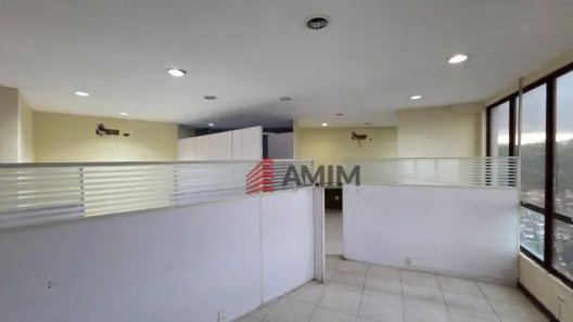 Sala Comercial à venda, 112m² no Centro, Niterói