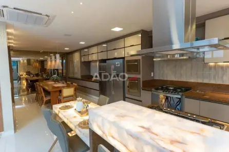 Casa de Condomínio com 4 Quartos à venda, 351m² no Jardins Madri, Goiânia
