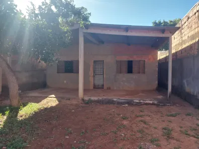 Casa com 3 Quartos à venda, 450m² no Arapoanga, Brasília