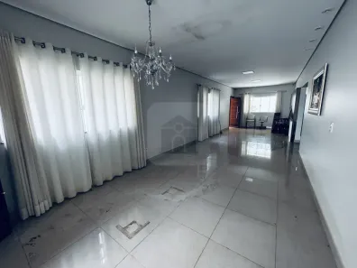Ponto Comercial para alugar, 400m² no Fundinho, Uberlândia