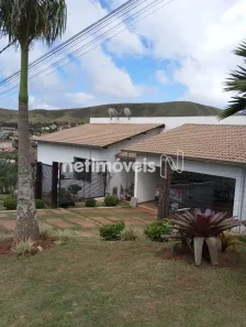 Casa com 4 Quartos à venda, 240m² no Balneário Água Limpa, Nova Lima