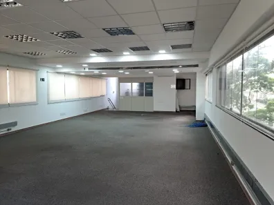 Prédio Comercial com 10 Quartos à venda, 1026m² no Campo Belo, São Paulo