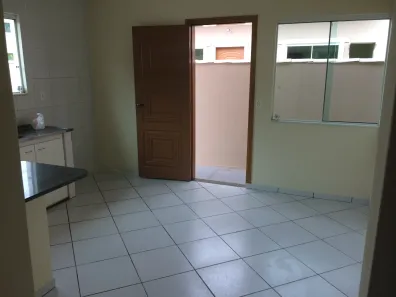 Casa de Condomínio com 1 Quarto para alugar, 40m² no Parque Aeroporto, Macaé