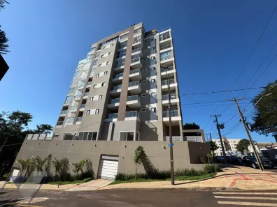 Apartamento com 3 Quartos para alugar, 110m² no Região do Lago, Cascavel