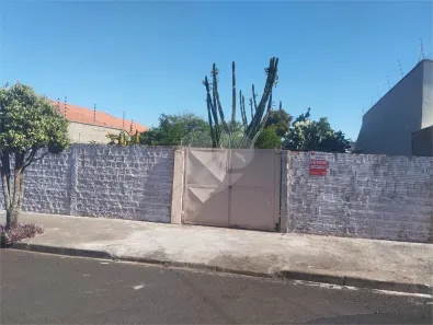 Lote/Terreno à venda, 300m² no Jardim Floridiana (Vila Xavier), Araraquara