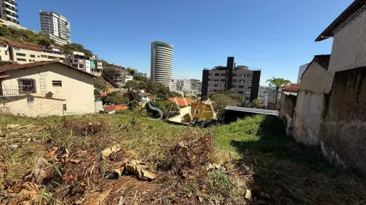 Lote/Terreno à venda, 360m² no Santa Lúcia, Belo Horizonte