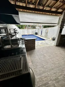 Sobrado com 3 Quartos à venda, 300m² no Vila Irmãos Arnoni, São Paulo