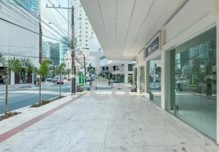 Sala Comercial para venda ou aluguel, 92m² no Pioneiros, Balneário Camboriú