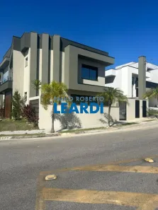 Casa de Condomínio com 4 Quartos à venda, 310m² no Residencial Colinas, Caçapava