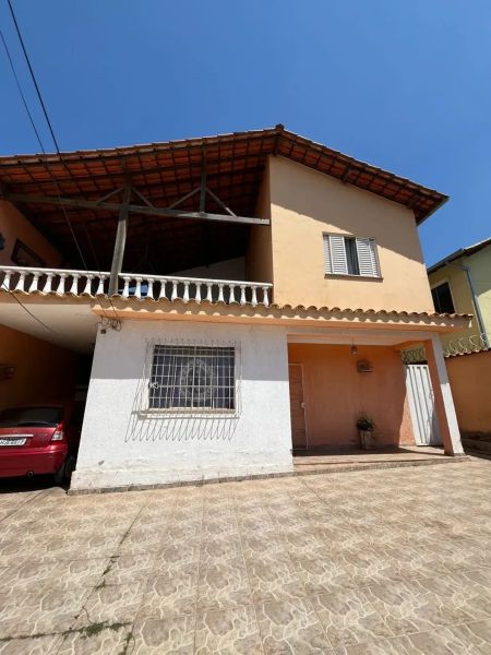 Casa com 4 quartos — Jardim Leblon, Belo Horizonte