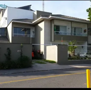 Casa com 3 Quartos à venda, 245m² no Vila Mury, Volta Redonda