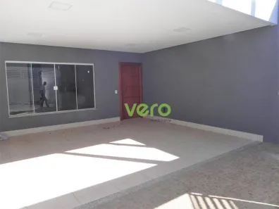Casa com 3 Quartos para alugar, 129m² no Jardim Dona Judith, Americana