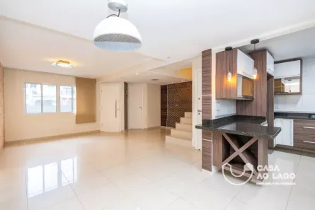 Sobrado com 2 Quartos para alugar, 146m² no Santa Felicidade, Curitiba