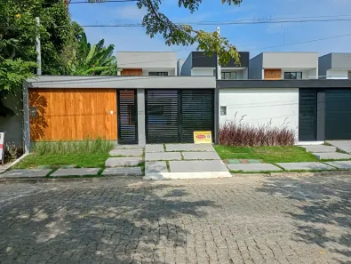Casa de Condomínio com 3 Quartos à venda, 250m² no Vargem Grande, Rio de Janeiro