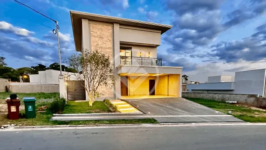 Sobrado com 3 Quartos à venda, 228m² no Jardins Bolonha, Senador Canedo