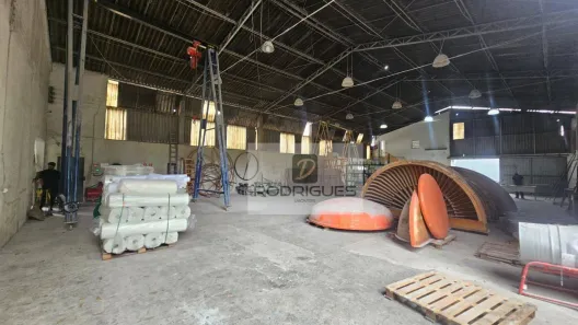 Galpão/Depósito/Armazém para alugar, 600m² no Nova Petrópolis, São Bernardo do Campo