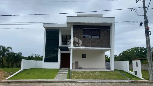 Casa de Condomínio com 3 Quartos à venda, 231m² no Canasvieiras, Florianópolis