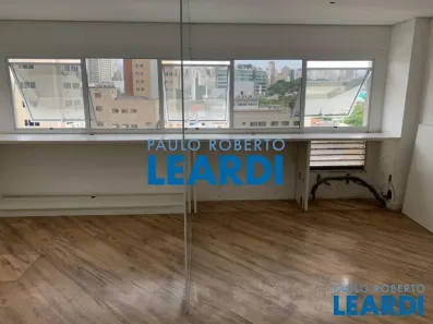 Sala Comercial à venda, 30m² no Barra Funda, São Paulo