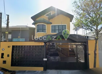 Sobrado com 3 Quartos à venda, 217m² no Loteamento Villa Branca, Jacareí