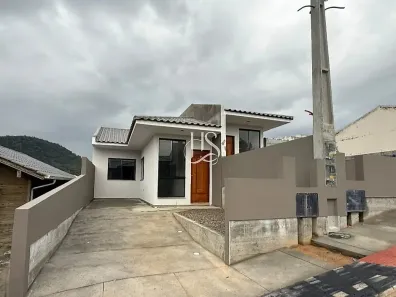 Casa com 2 Quartos à venda, 50m² no Bela Vista, Palhoça