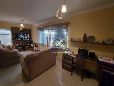 Casa com 4 Quartos à venda, 200m² no Jardim São João, Guarulhos